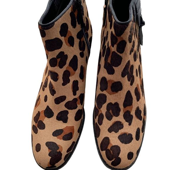 Cole Haan Jaguar Animal print Calf Hair Ankle Booties Boots 7.5 - Picture 4 of 9